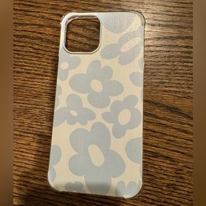 iPhone 12 max pro phone case never used